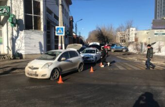 Днём в центре Твери водитель "Тойоты" сбил мужчину Днём в центре Твери водитель "Тойоты" сбил мужчину