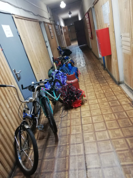 Трое жителей Тверской области вломились в дом москвички