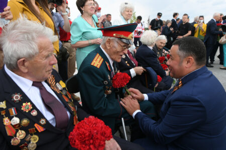 Стало известно, какие выплаты ждут ветеранов и детей войны в Тверской области