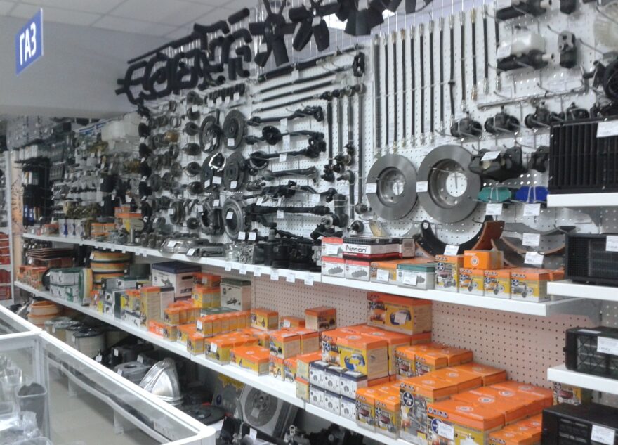 Владельцам иномарок в Тверской области советуют запастись запчастями