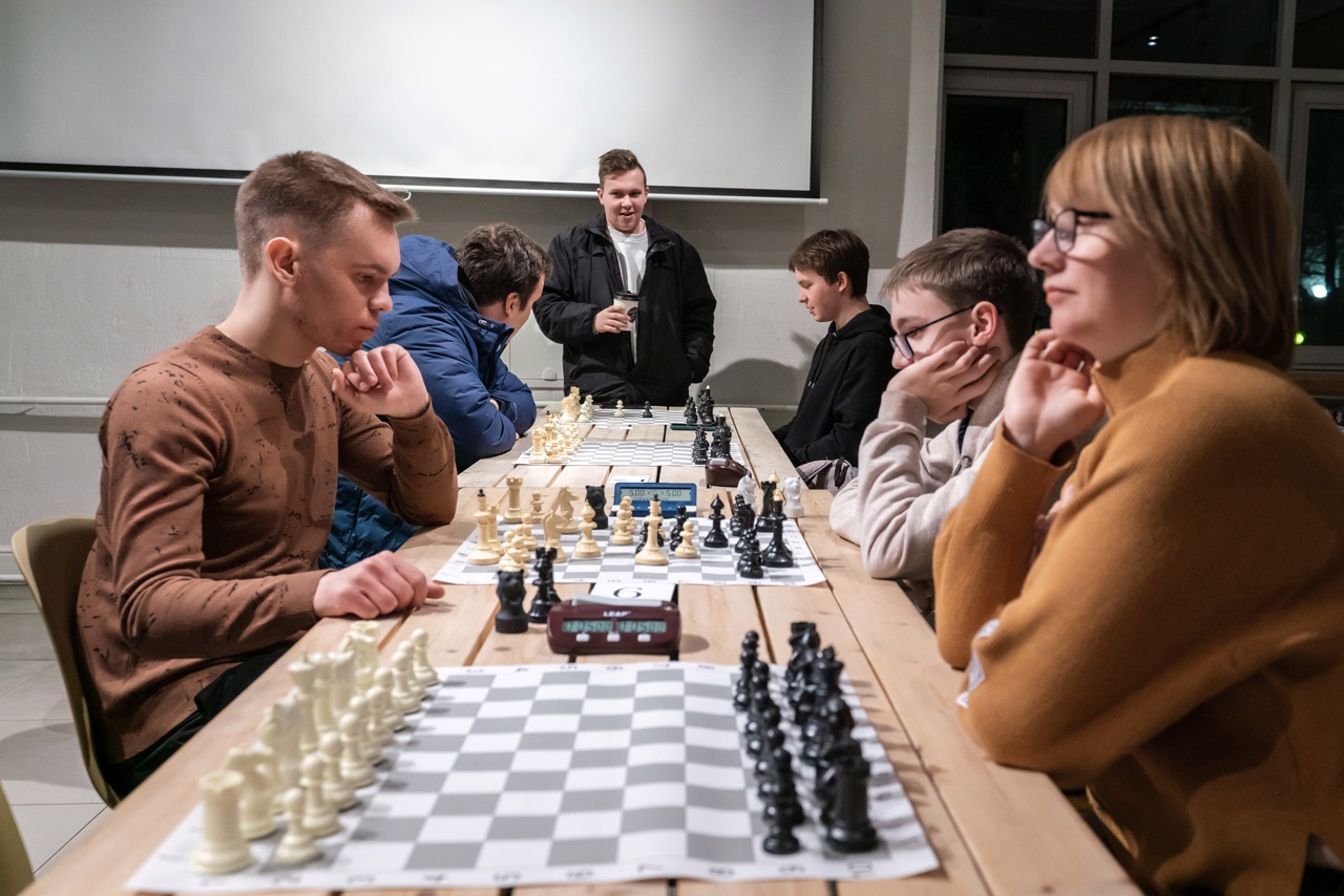 В Твери прошел первый в 21 веке блиц-турнир по Медвежьим шахматам