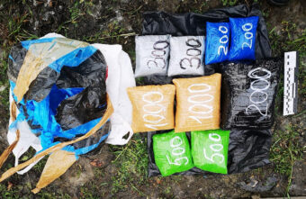 Наркоторговцы из Санкт-Петербурга и Тверской области попались с крупной партией мефедрона  