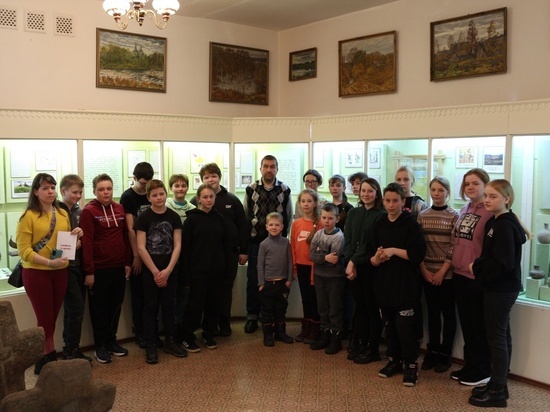 Шестиклассники из Андреаполя попали в эпоху мезолита