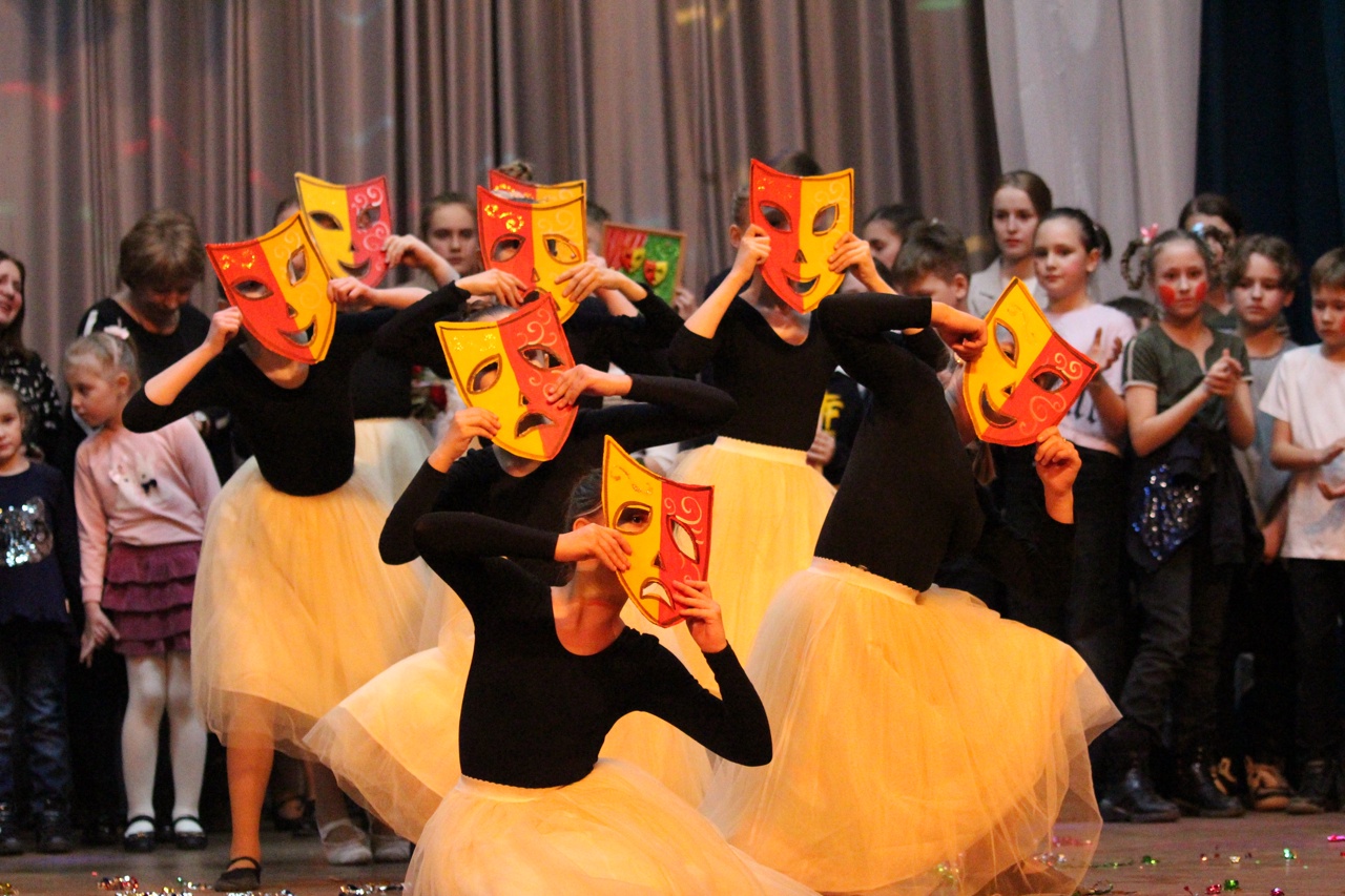 В Вышнем Волочке прошел фестиваль "Открытая сцена"