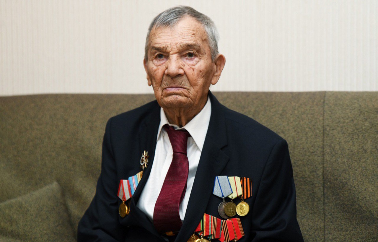 101 год исполнился участнику Сталинградской битвы Арсению Сухопарову