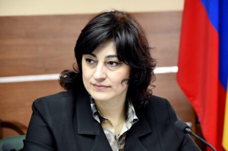 Ирина Шереметкер: «Украина при попустительстве Запада готовилась к большой войне» Ирина Шереметкер: «Украина при попустительстве Запада готовилась к большой войне»