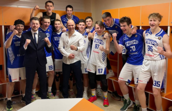 Тверские баскетболисты впервые вышли в финал первенства России среди юниоров Тверские баскетболисты впервые вышли в финал первенства России среди юниоров