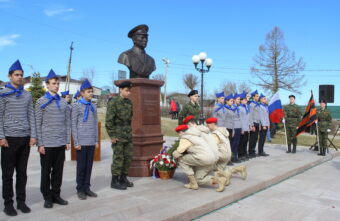 В Тверской области открыли памятник Герою Советского Союза Филиппу Октябрьскому