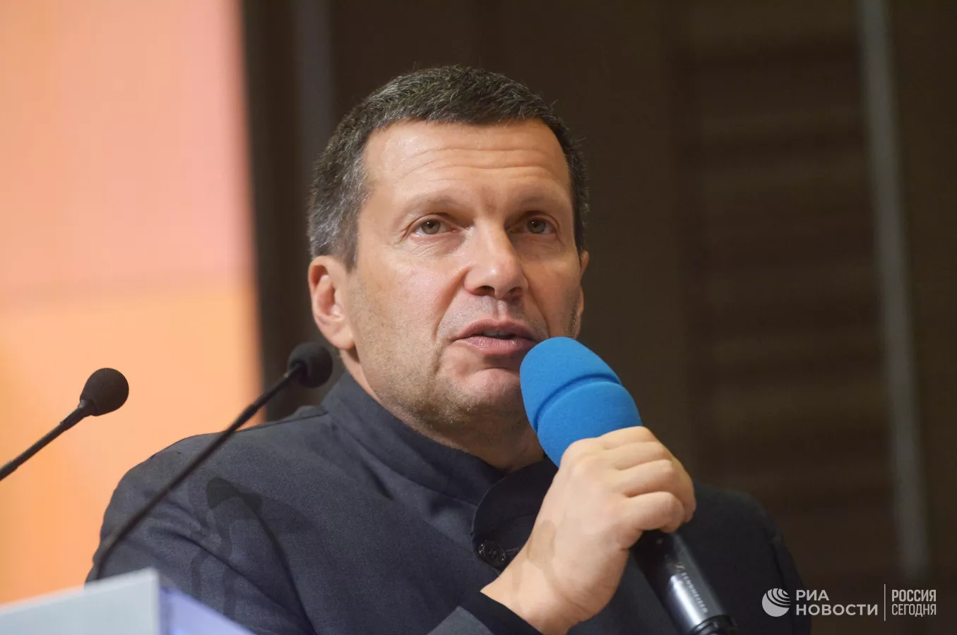 Силовики задержали неонацистов, которые готовили убийство Владимира Соловьева