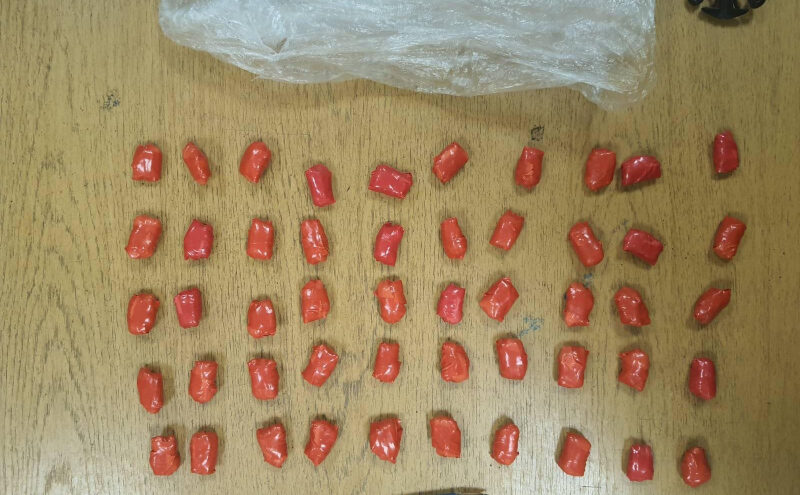 В Твери задержали мужчину с крупной партией героина