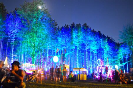 Жителям Тверской области представили уникальное благоустройство старицкого зарядья Жителям Тверской области представили уникальное благоустройство старицкого зарядья