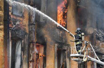 Горячая точка: о героизме тверских спасателей в борьбе с огнём