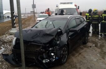 Водитель попал в больницу после ДТП в Твери