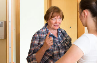 Жительницы Тверской области пожаловались друг на друга и получили штрафы Жительницы Тверской области пожаловались друг на друга и получили штрафы