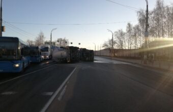 Появились подробности ДТП с участием муковоза, произошедшего утром в Твери Появились подробности ДТП с участием муковоза, произошедшего утром в Твери