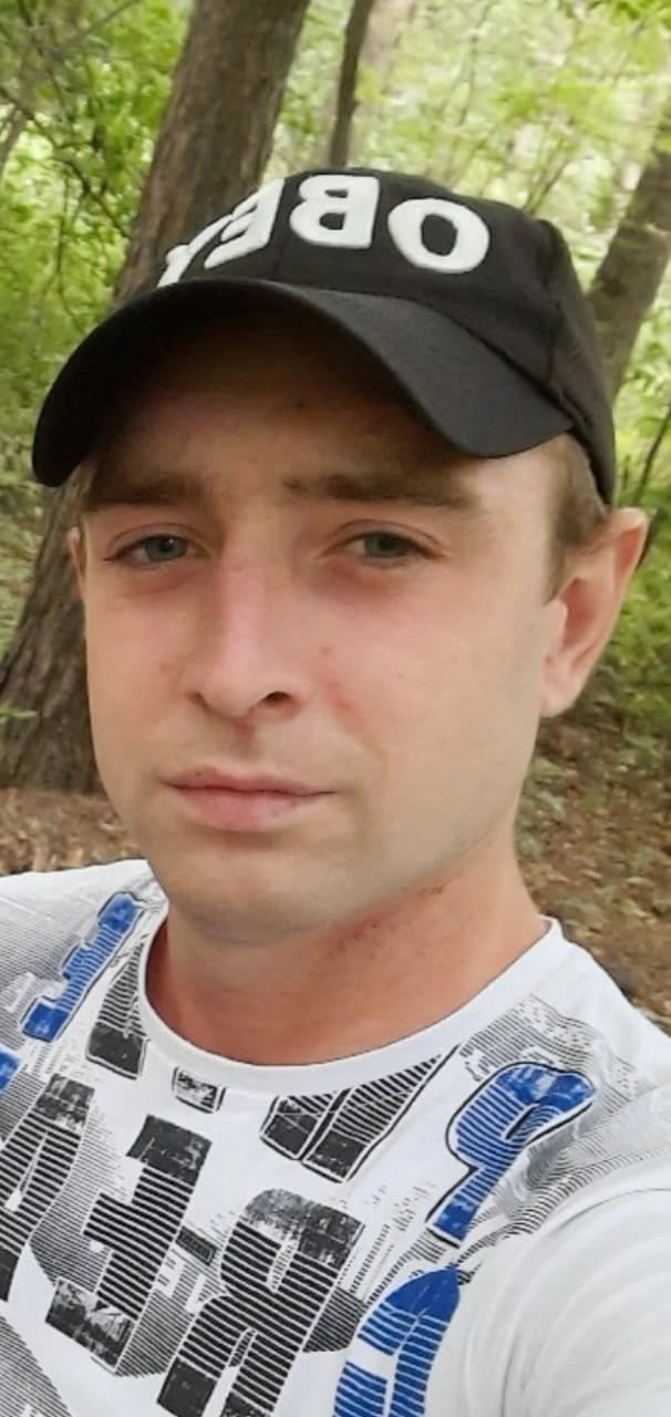 Мама пропавшего в Тверской области парня просит помощи у добровольцев