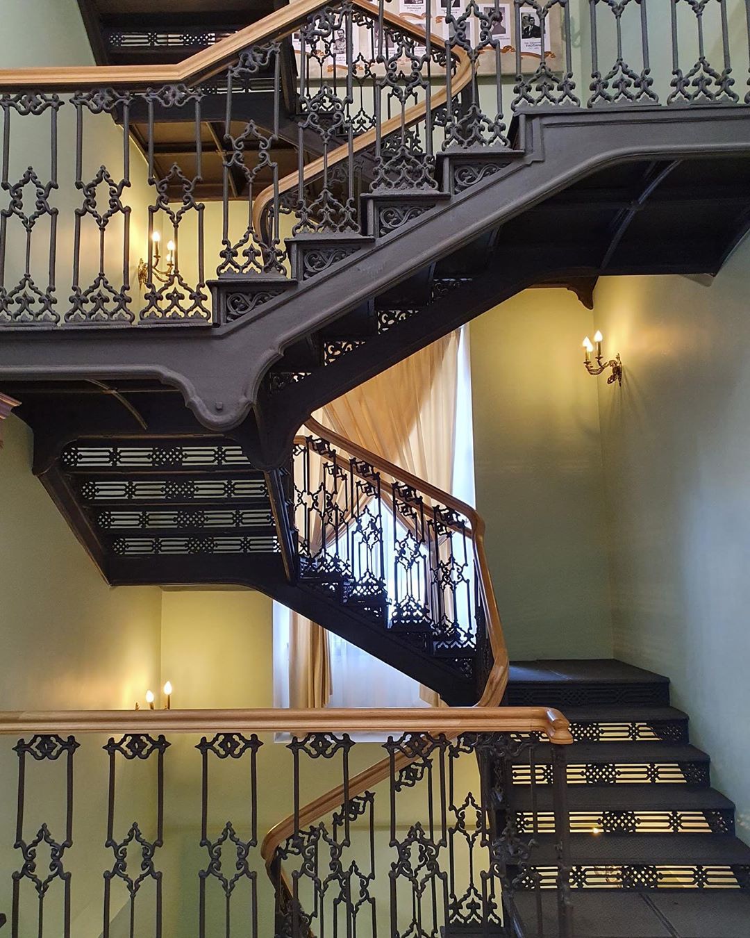 Путевой дворец в Твери вошел в топ-7 самых популярных у туристов