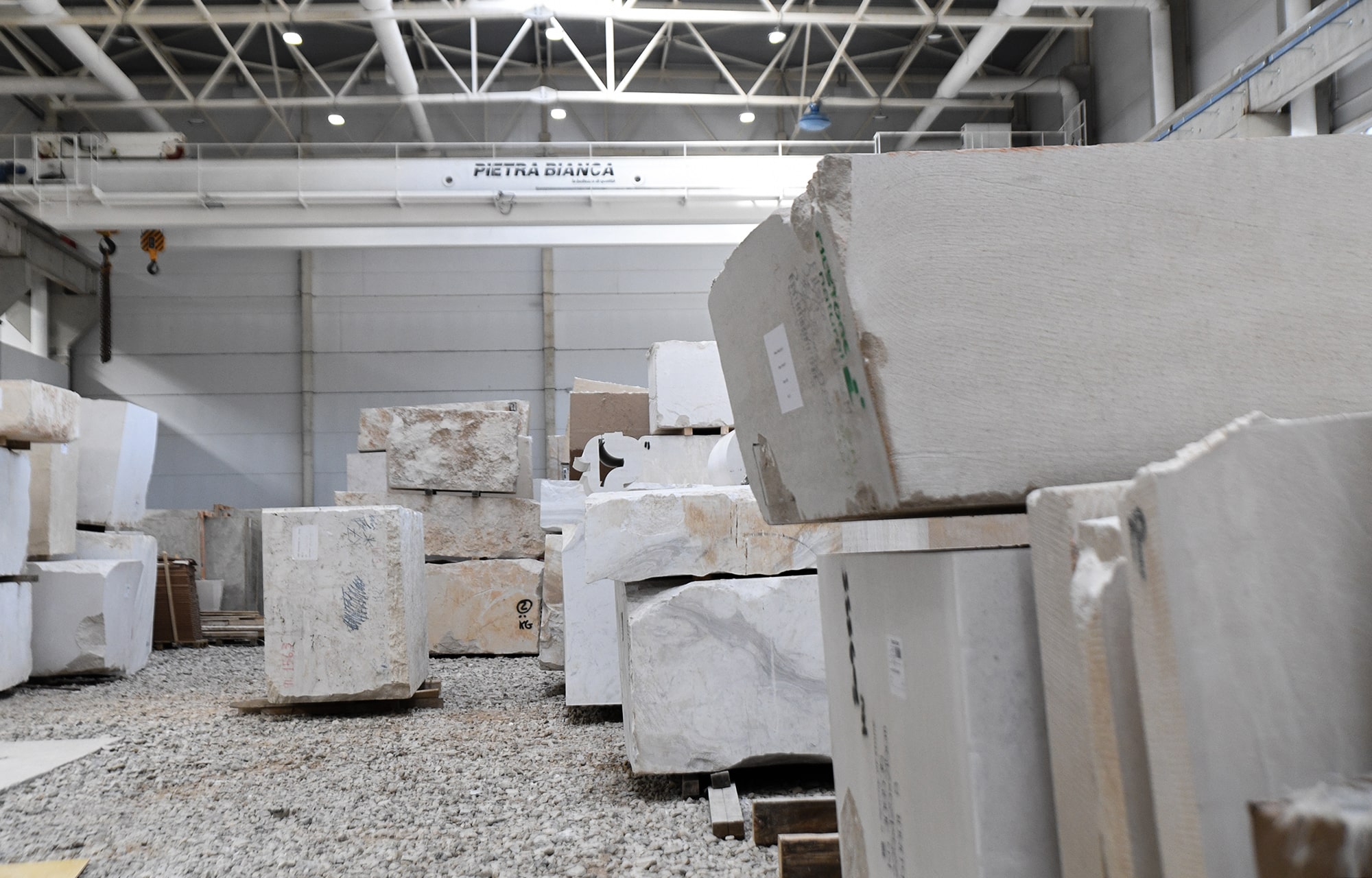 Игорь Руденя посетил камнеобрабатывающий завод в Зубцовском районе