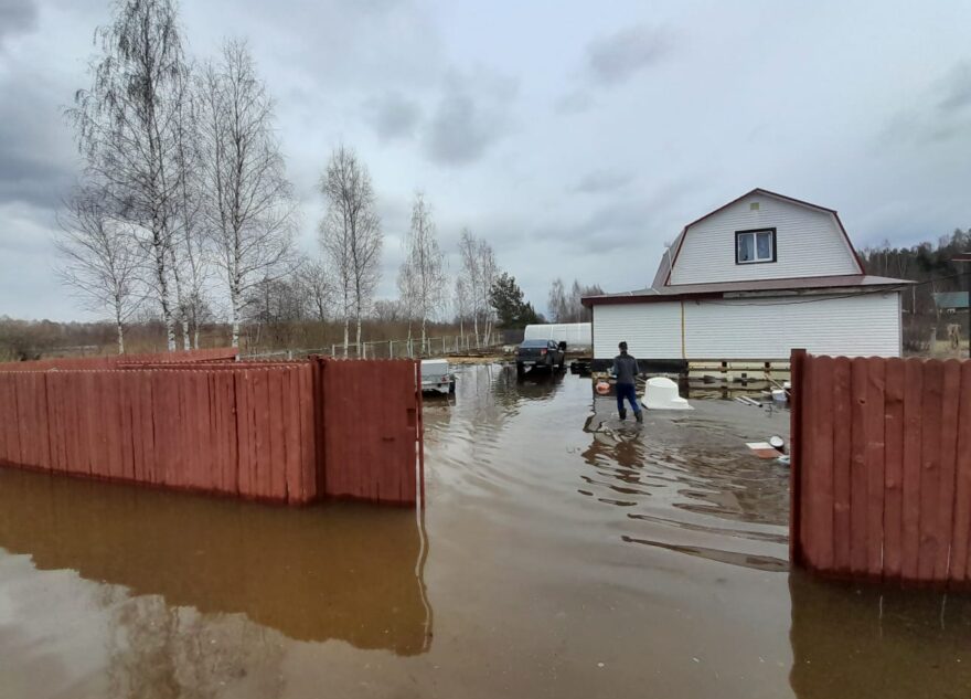 В полиции опровергли слухи о том, что в затопленных деревнях под Тверью появились мародёры