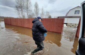 В затопленных деревнях под Тверью заметили мародёров