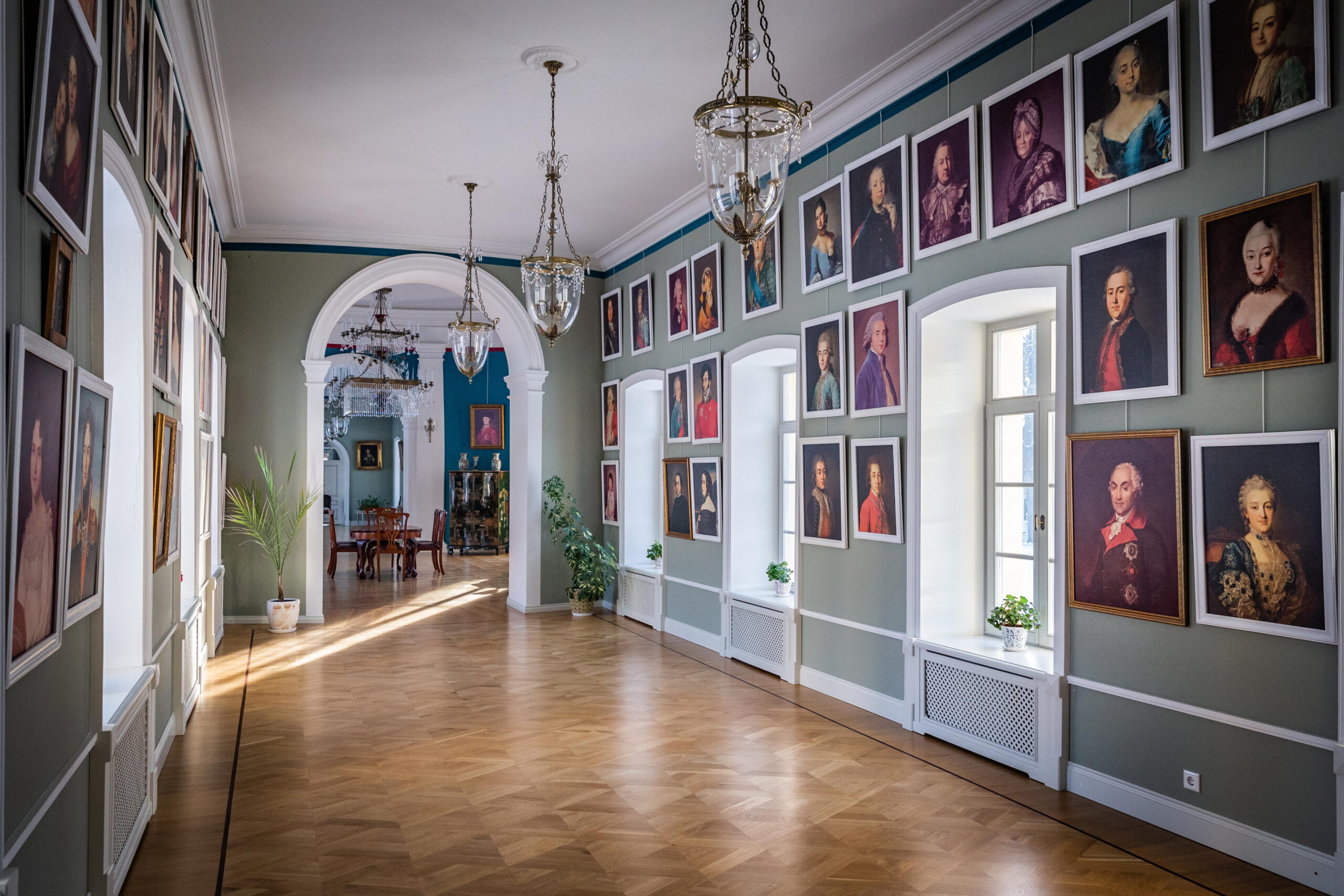 В Тверской области отреставрировали главный дом и английский парк старинной усадьбы