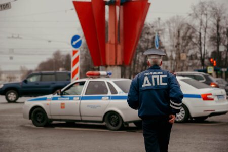 Больше 100 водителей не пропустили пешеходов на зебрах в Твери Больше 100 водителей не пропустили пешеходов на зебрах в Твери