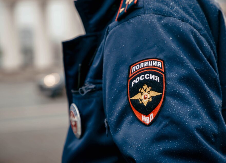 В Тверской области задержали двух мужчин, которые решили покататься на чужой машине В Тверской области задержали двух мужчин, которые решили покататься на чужой машине