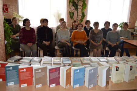 В Торопце библиотека представила новые книги