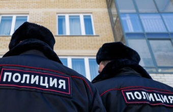 В Твери бездомный сходил в супермаркет с чужой картой В Твери бездомный сходил в супермаркет с чужой картой