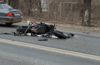 Момент жуткого ДТП с мотоциклом в Твери попал на видео