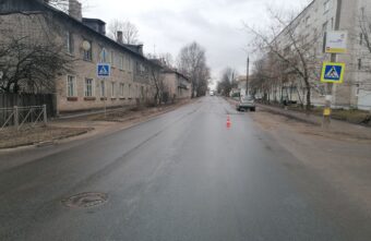 В Тверской области 86-летний водитель внедорожника сбил 17-летнюю девушку на пешеходном переходе