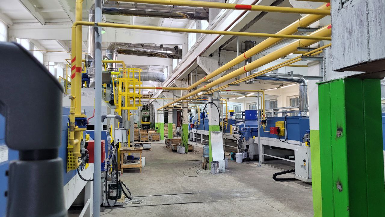 Российский производитель антипригарной посуды увеличил производственные мощности в Тверской области