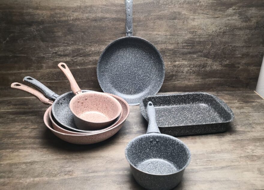 Российский производитель антипригарной посуды увеличил производственные мощности в Тверской области
