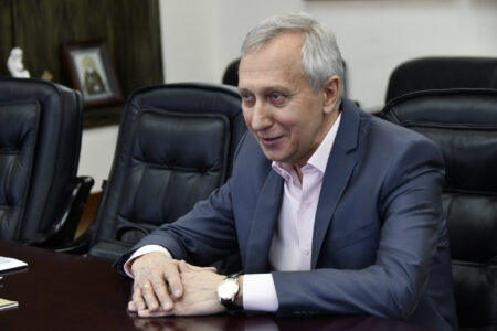 Александр Бахарев: «Украина превращает трагедию в пошлый перформанс»