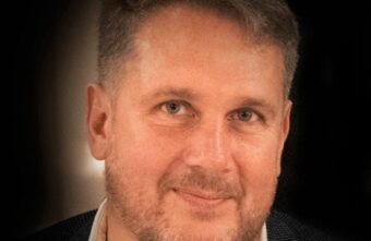 Дмитрий Кузьмин: «Мы не должны зависеть от Запада в ключевых областях жизни» Дмитрий Кузьмин: «Мы не должны зависеть от Запада в ключевых областях жизни»