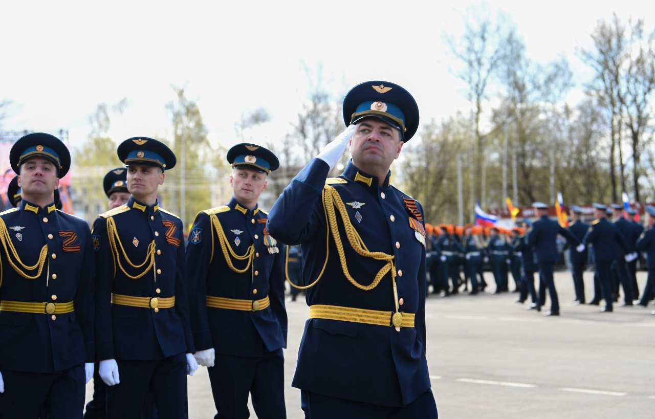 Губернатор Игорь Руденя принял участие в торжествах в честь 77-летия Великой Победы в Ржеве