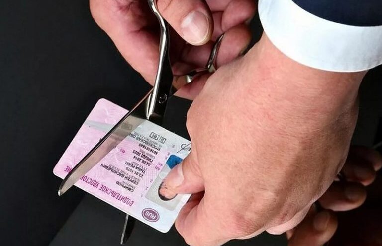 Психически больного водителя лишили прав в Тверской области Психически больного водителя лишили прав в Тверской области