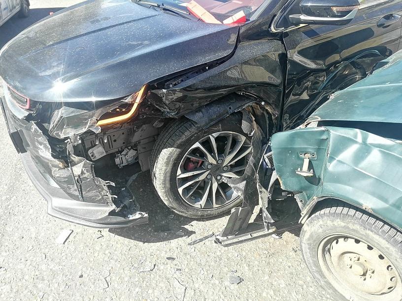 ВАЗ и Geely не поделили перекрёсток в Твери