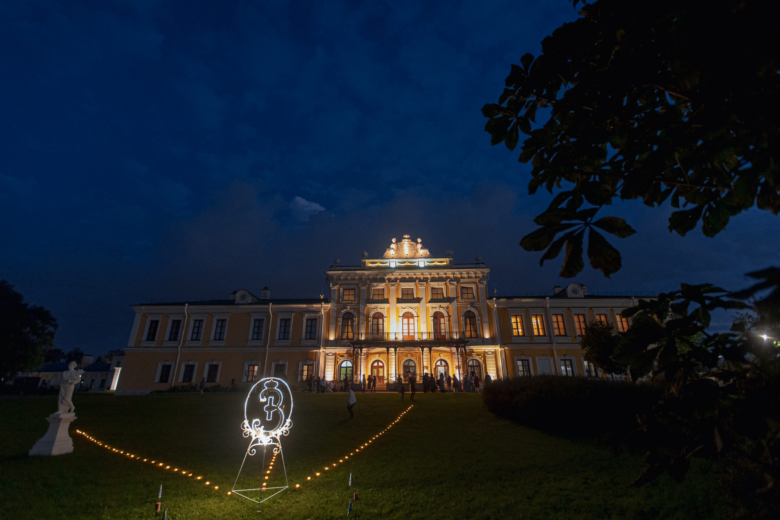 В Твери можно встретить оживших героев известных картин