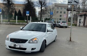 Житель Твери мчался по пробкам, чтобы спасти задыхающегося человека