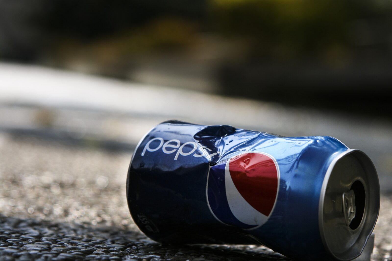 В июне Pepsi и Mirinda заменят в России новые напитки