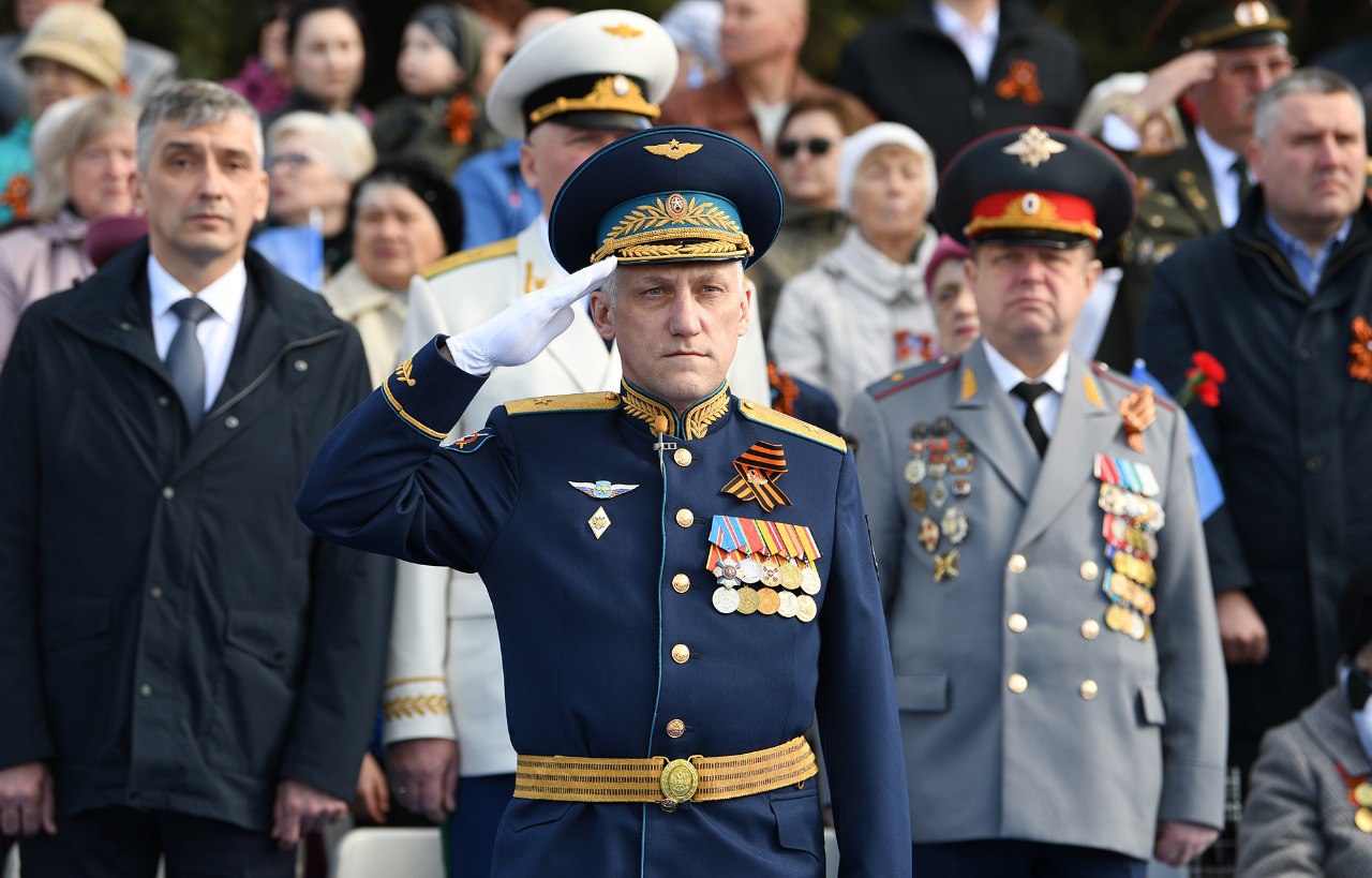 Губернатор Игорь Руденя принял участие в торжествах в честь 77-летия Великой Победы в Ржеве