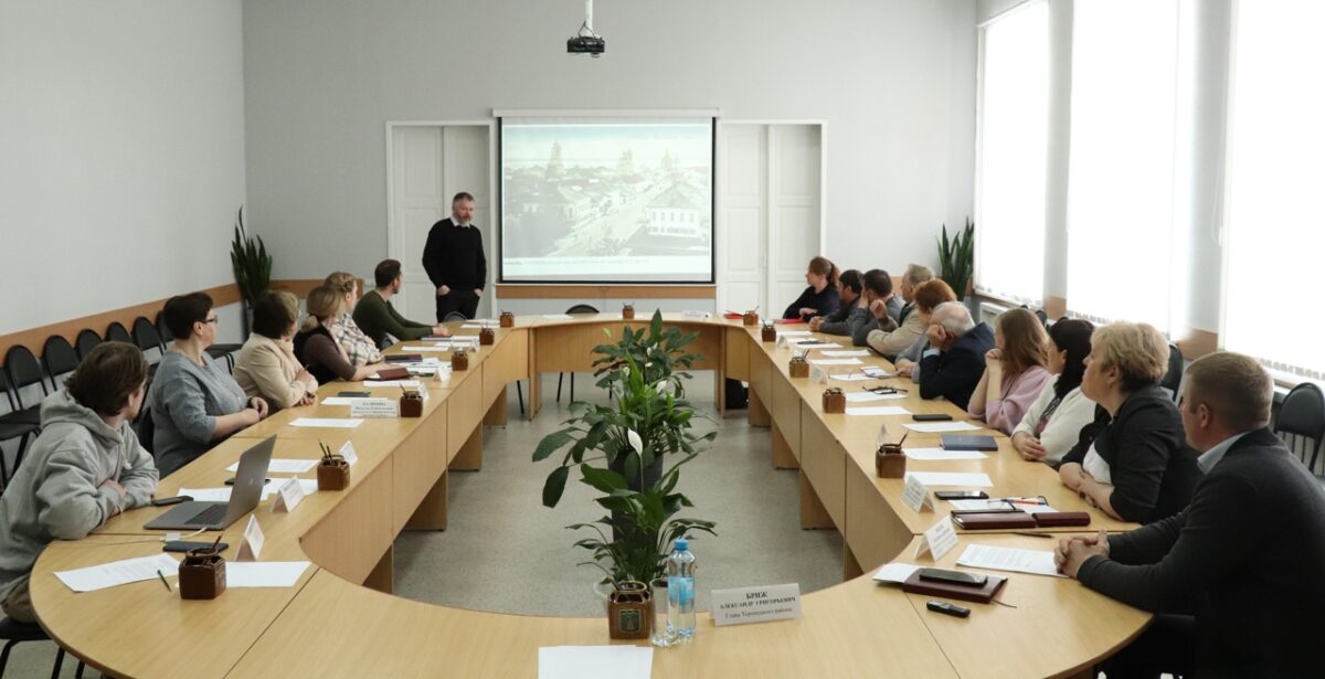 Торопец разрабатывает культурный код центра города