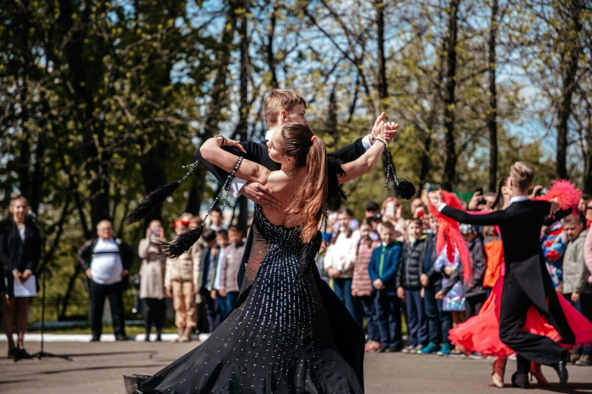 Для пяти тысяч школьников Тверской области звенят последние звонки