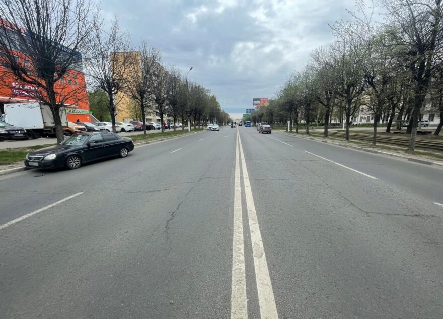 Пешеход-нарушитель попал под колёса машины в Твери