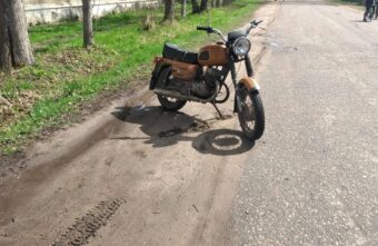 13-летнего мотоциклиста поймали в посёлке под Тверью 13-летнего мотоциклиста поймали в посёлке под Тверью