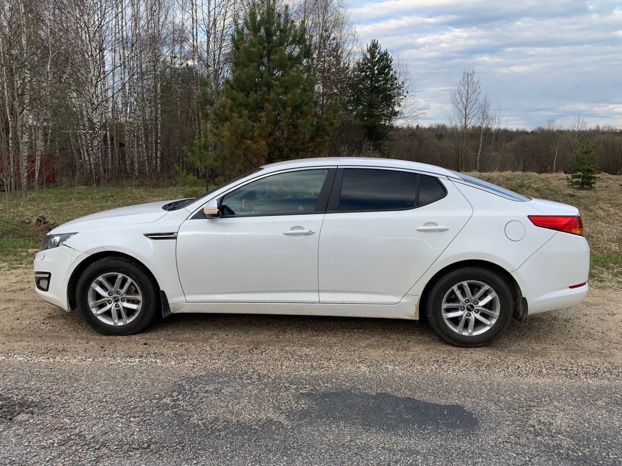 Женщина-байкер пострадала в Тверской области в тройной аварии