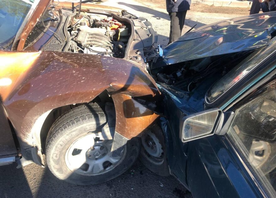 Два водителя не поделили перекрёсток в Тверской области