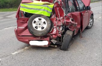 В Тверской области водитель "Камаза" уснул за рулём и протаранил иномарку