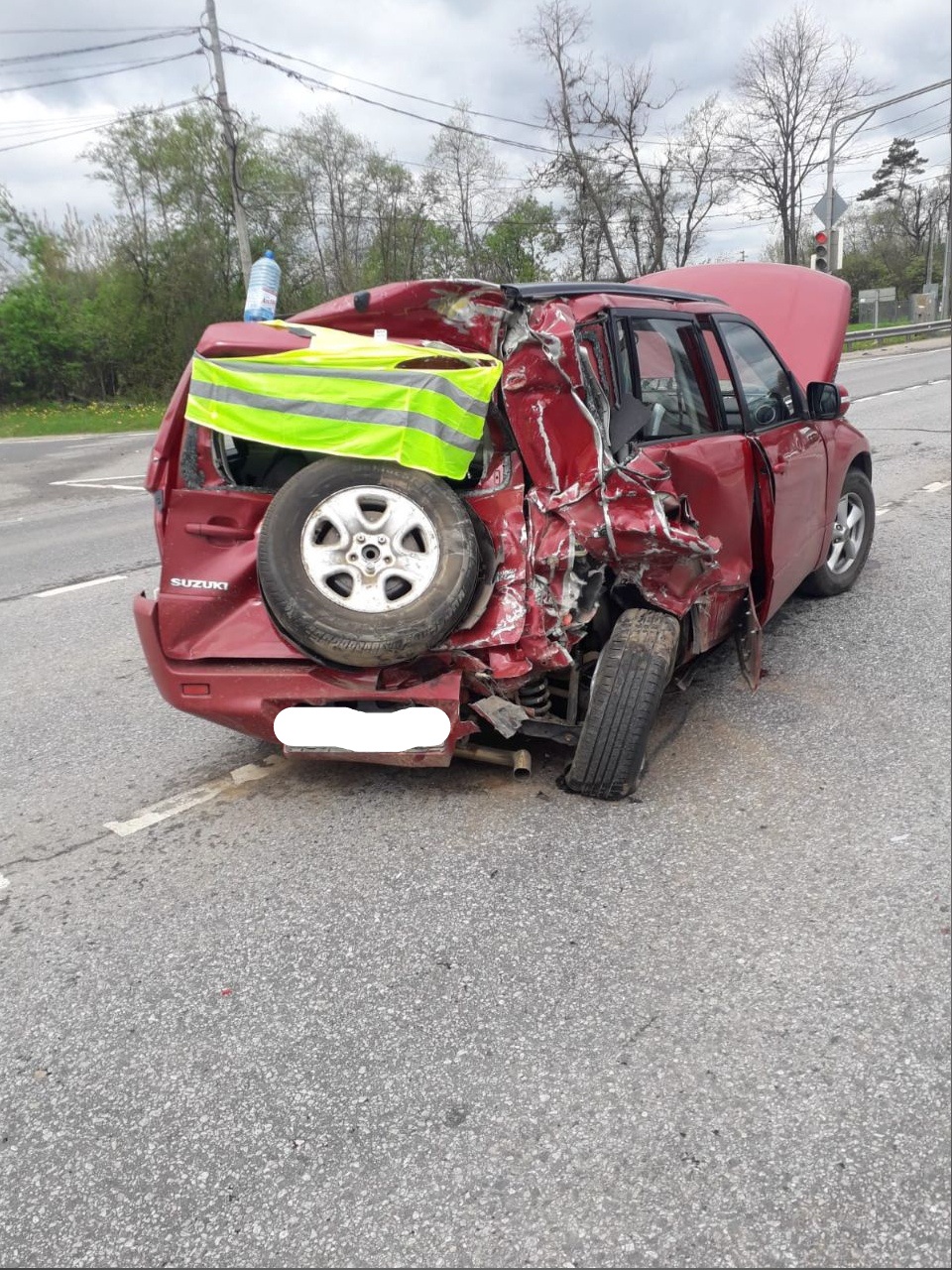 В Тверской области водитель "Камаза" уснул за рулём и протаранил иномарку